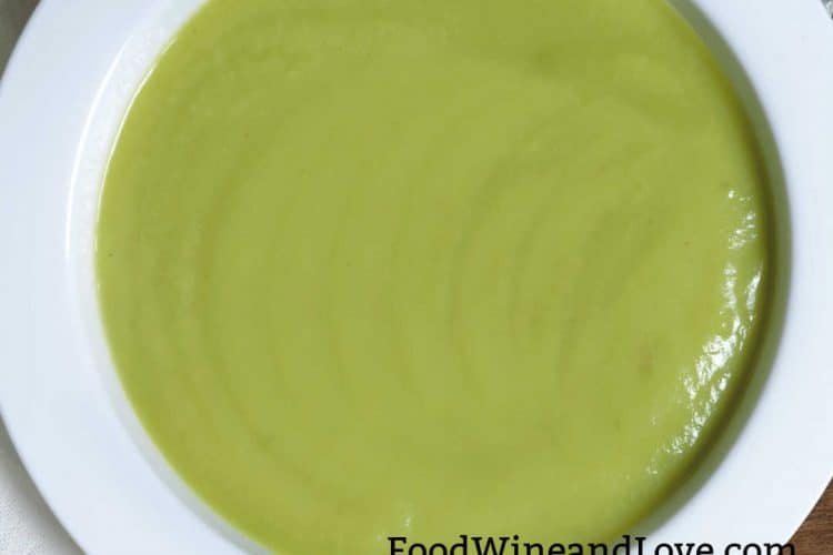 Chilled Avocado and Pea Soup