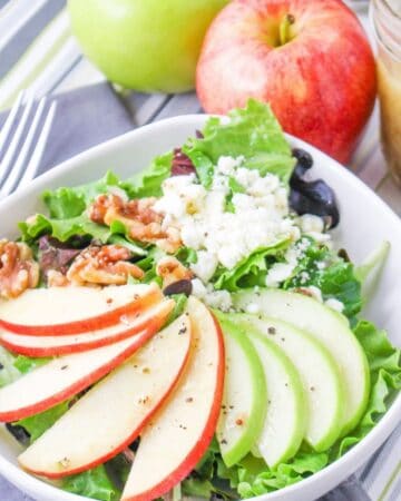 Mediterranean Diet Apple and Feta Salad