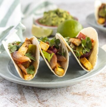 Easy Tofu Sheet Pan Fajitas (Vegan MedDiet) - Food Wine and Love