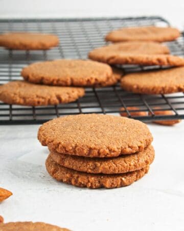 Easy Almond Flour Cookies (vegan)