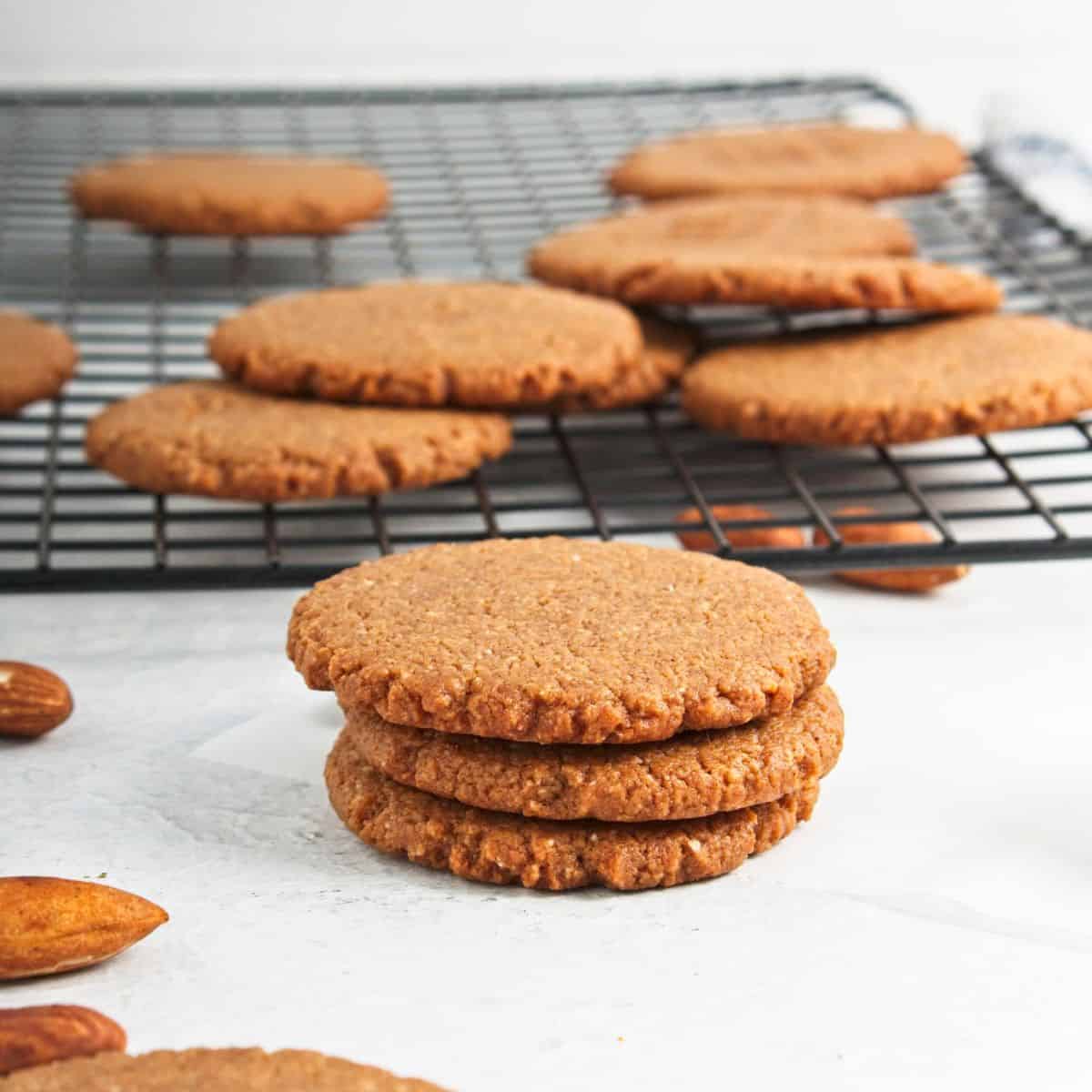 Easy Almond Flour Cookies (vegan)