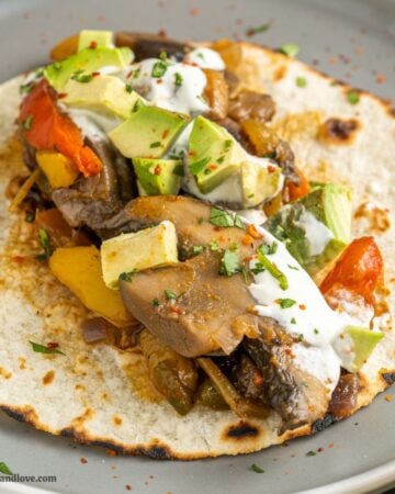 Portobello Mushroom Fajitas (Vegan)