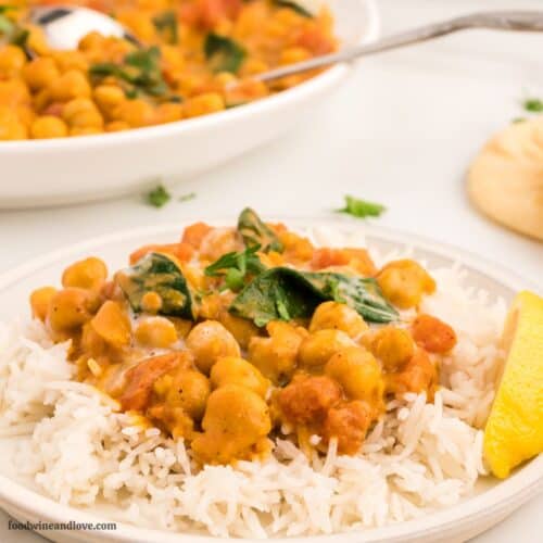 Chickpea Spinach Curry Dinner (Mediterranean Diet)