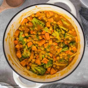 Chickpea Curry with Sweet Potatoes