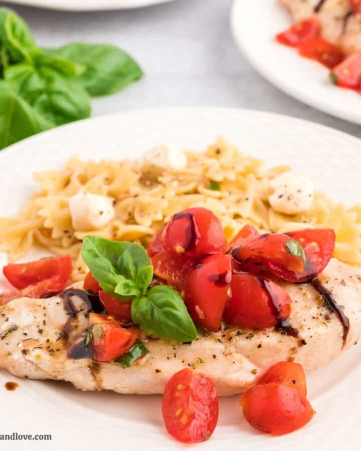 Mediterranean Diet Grilled Bruschetta Chicken