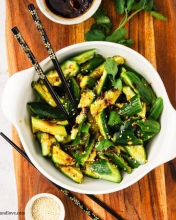 10 Minute Smashed Cucumber Salad