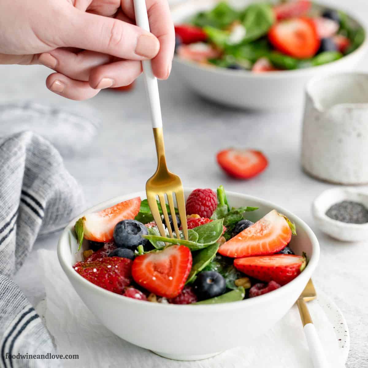 27 Mediterranean Diet Salad Recipes, Discover a collection of easy salad recipes designed for weight loss and heart health. 27 Mediterranean Diet Salad Recipes, Discover a collection of easy salad recipes designed for weight loss and heart health.