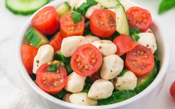 5 Ingredient Cucumber Caprese Salad