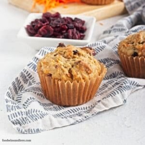 Vegan Carrot Cake Oatmeal Muffins